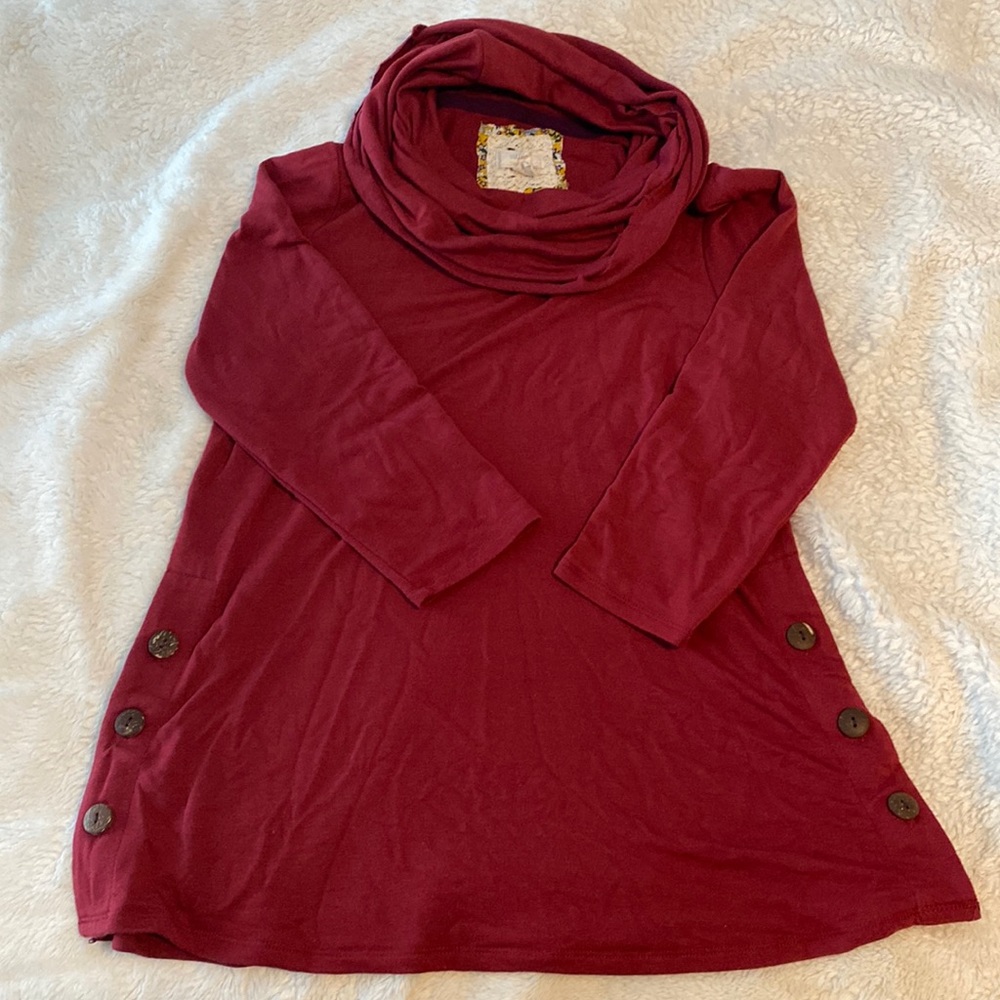 Cupio | Dark red tunic, cowl neck and side buttons, Medium
